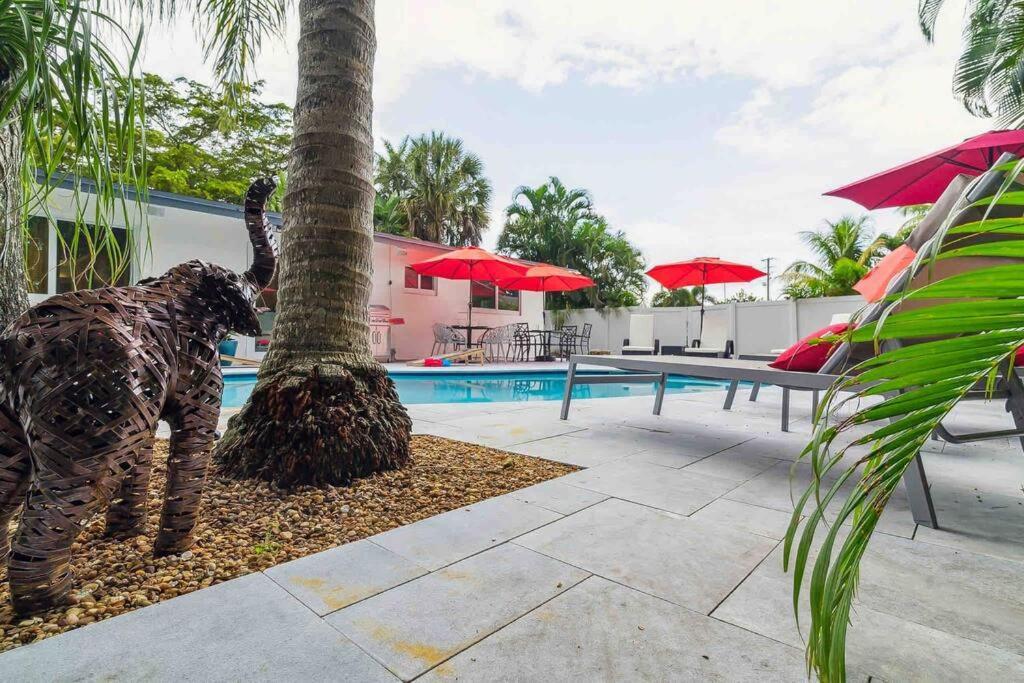Private Oasis With Pool Near Beaches, Dining & Las Olas Fort Lauderdale Bagian luar foto