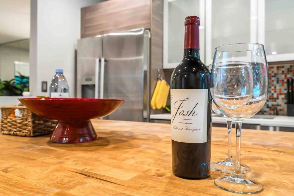 Private Oasis With Pool Near Beaches, Dining & Las Olas Fort Lauderdale Bagian luar foto