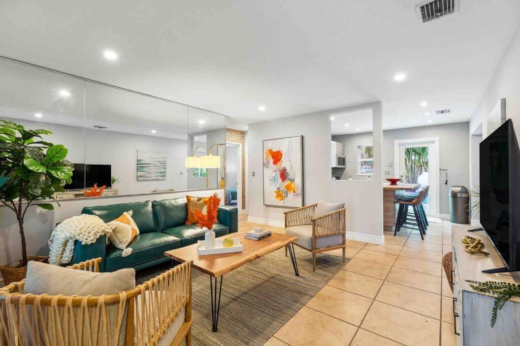 Private Oasis With Pool Near Beaches, Dining & Las Olas Fort Lauderdale Bagian luar foto