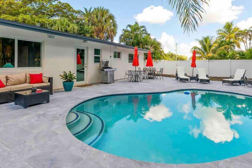 Private Oasis With Pool Near Beaches, Dining & Las Olas Fort Lauderdale Bagian luar foto